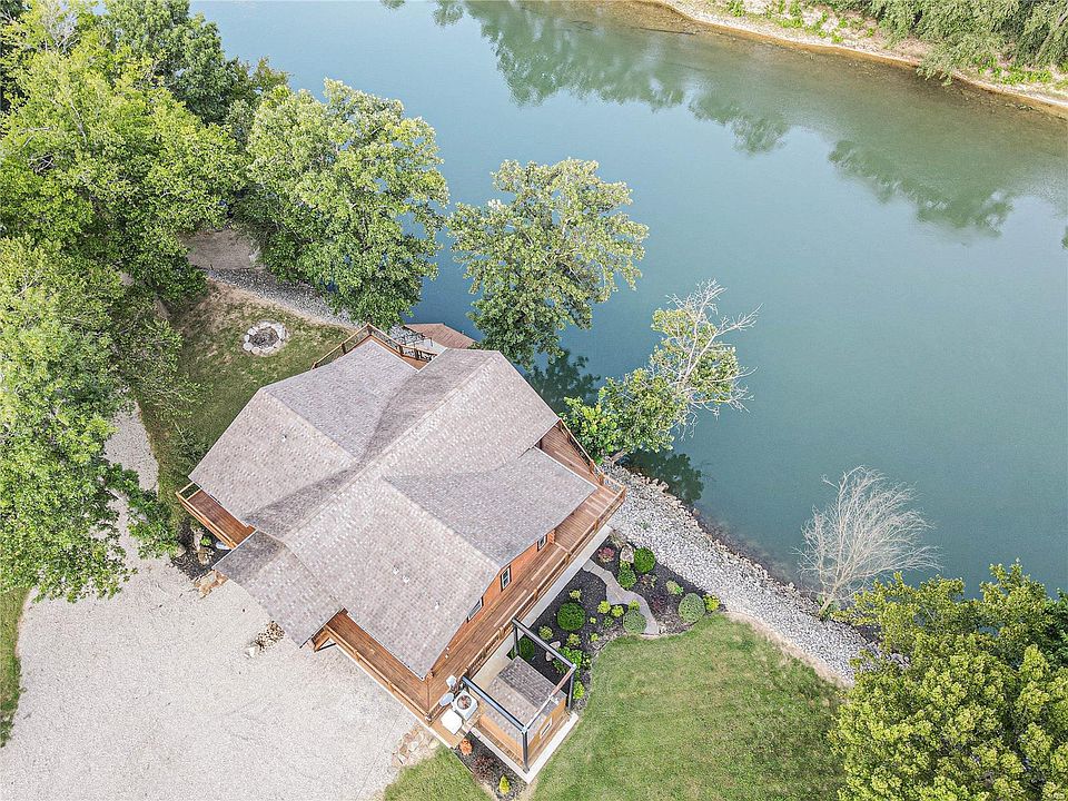 1st image of 1183 Riverlawn Dr