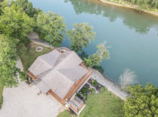 1183 Riverlawn Dr, Doniphan, MO 63935