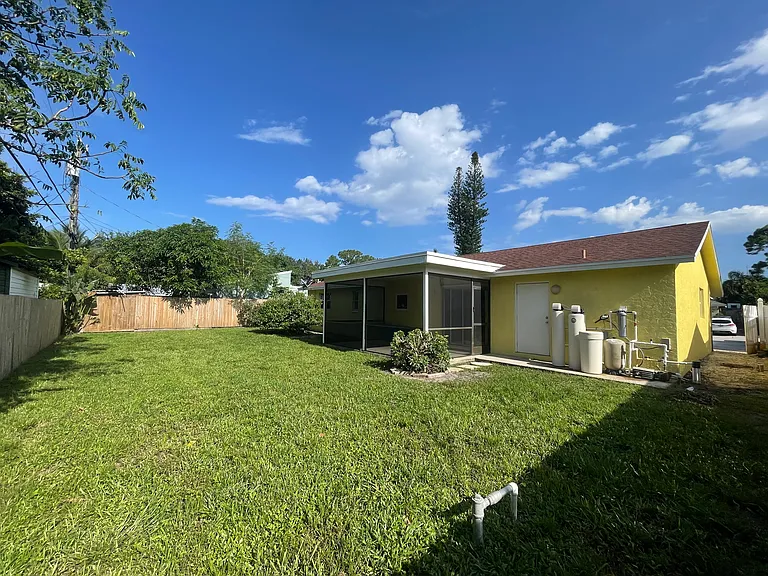 3525 Harlowe Ave — Photo 18
