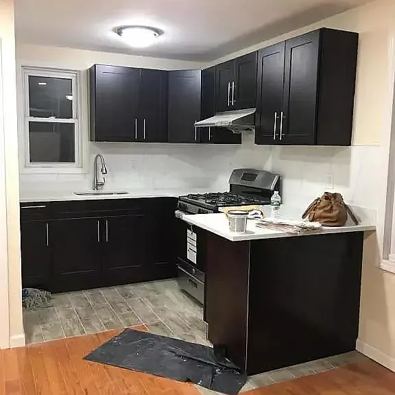 3 bed, 1.5 bath, 1000 sqft, $2,800 — Photo 2