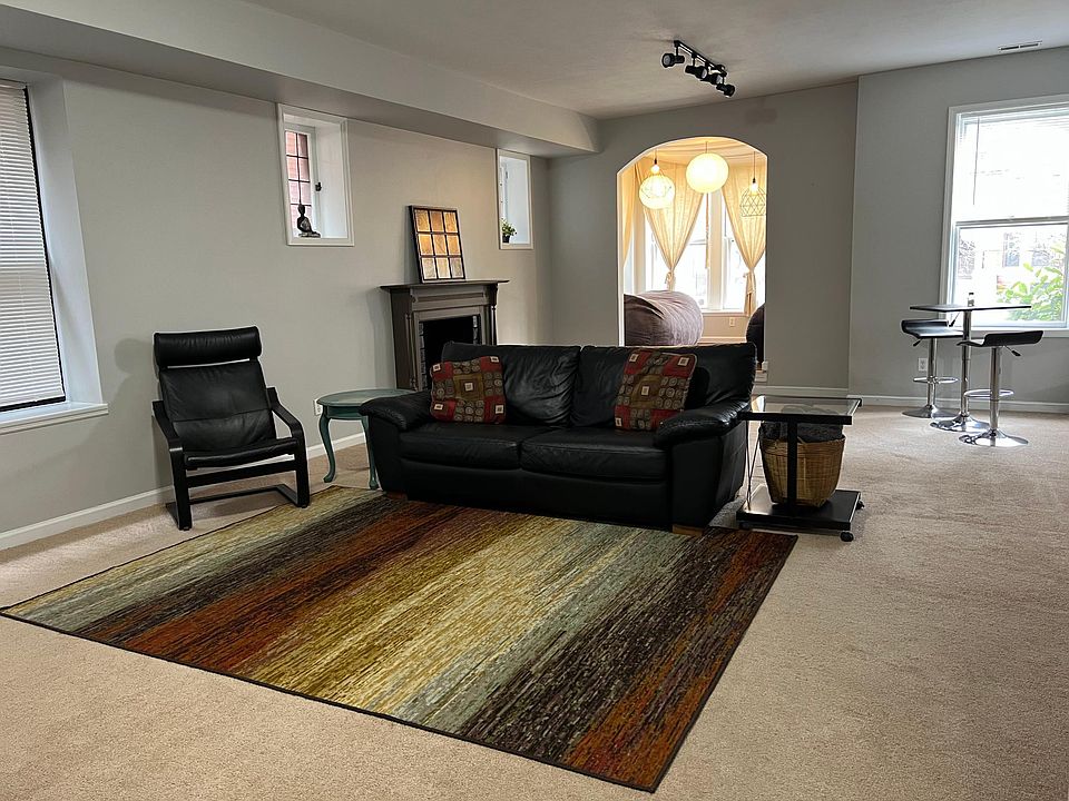 1st image of 4386 W Pine Blvd