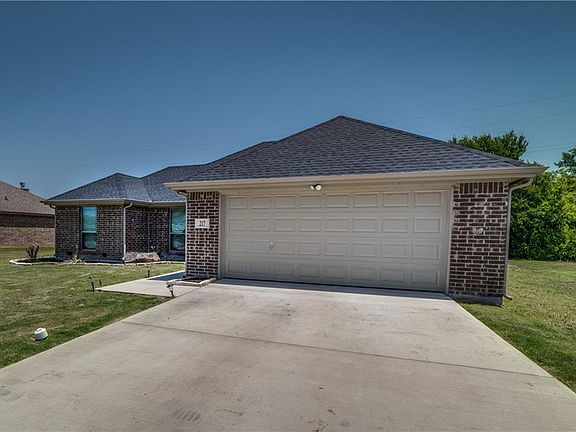 3rd image of 217 Palmer View Dr