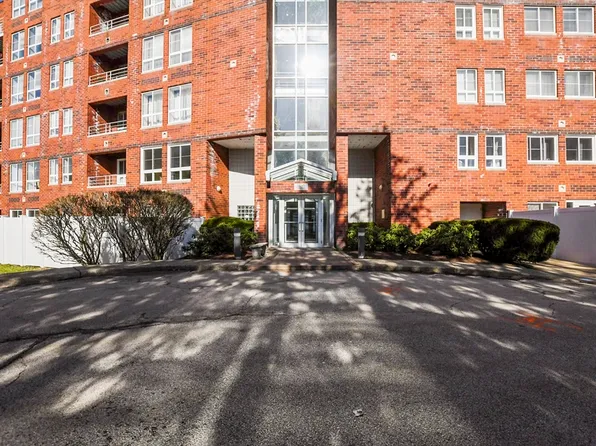 160 Burkhall St Unit 414, Weymouth, MA 02190