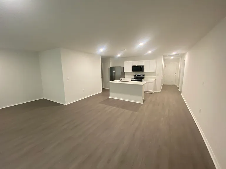 11 Vineyard Dr — Photo 5