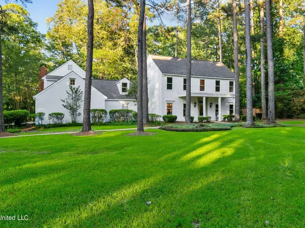 101 Hickory Cv, Brandon, MS 39047