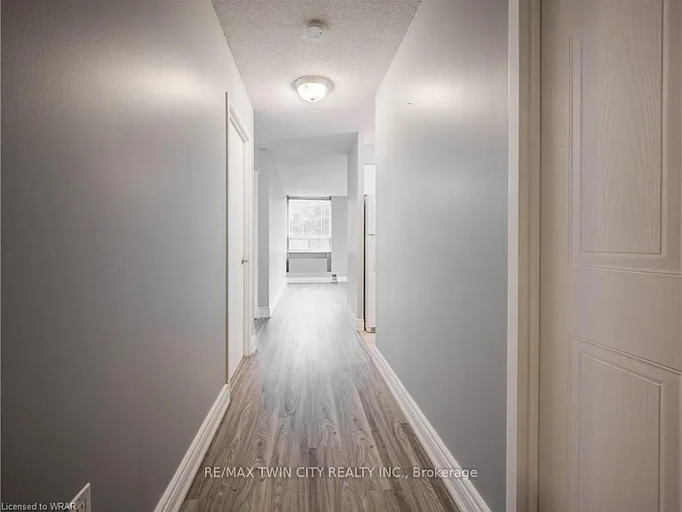 3227 King St E #503 — Photo 26