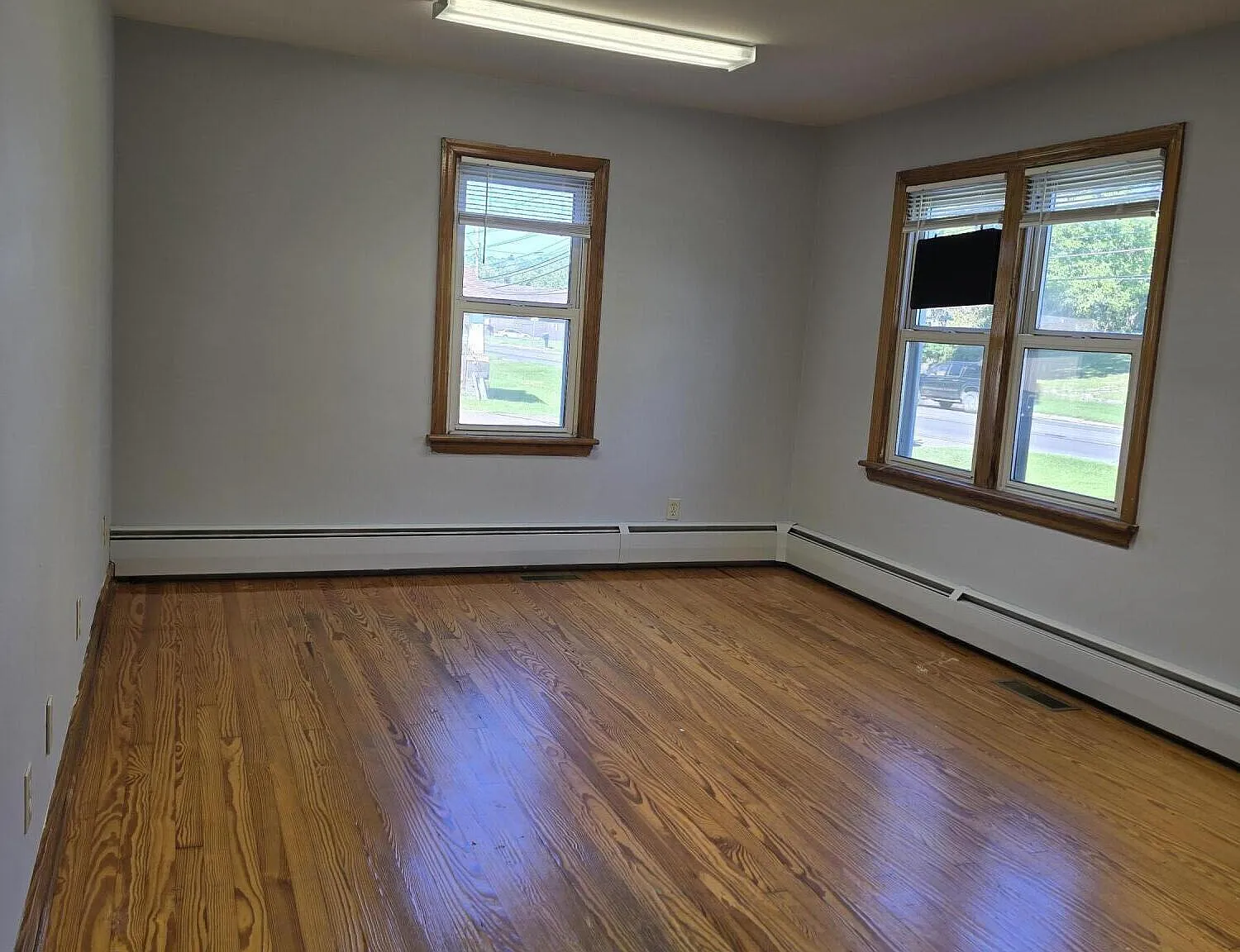 Studio, 1222 sqft, $1,950 — Photo 3