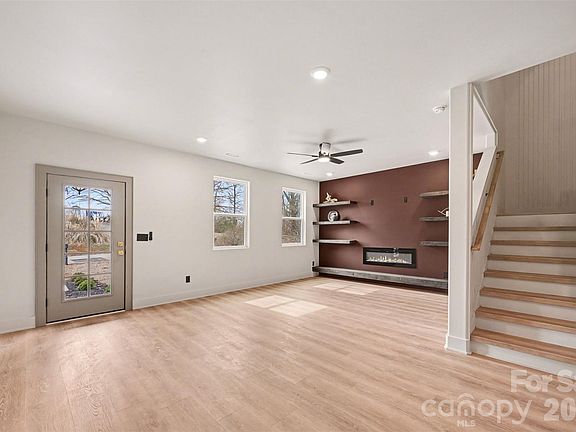 5th image of 5307 Grand Canyon Rd NW