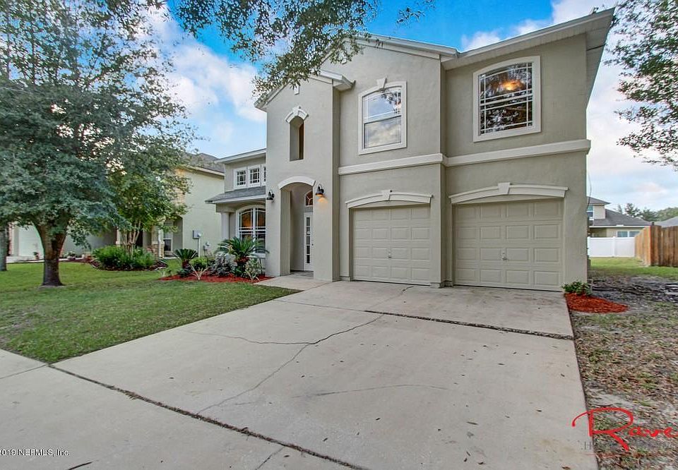 1st image of 3704 Briar Ln