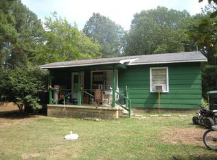 5595 Old Stage Rd, Huntingdon, TN 38344