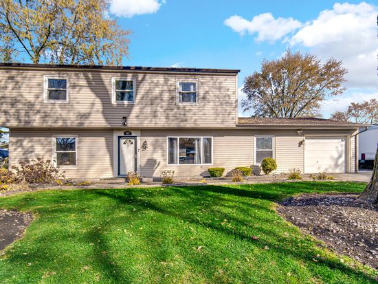 397 Millport Dr, Valparaiso, IN 46385