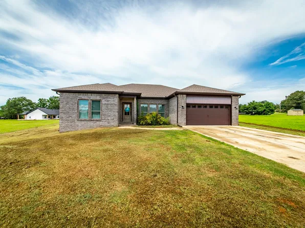 74 Bella Grace Dr, Lonoke, AR 72086