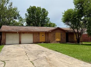 504 Pamela Dr, Baytown, TX 77521
