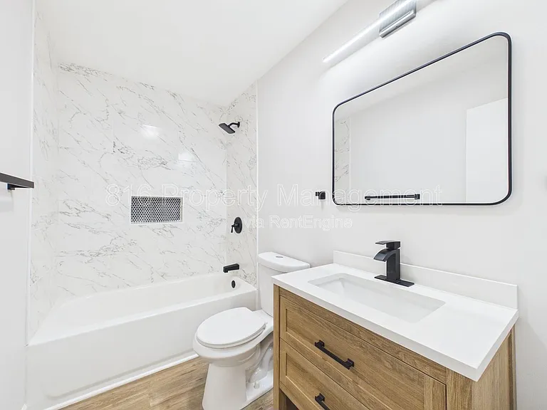 4279 E 60th Ter — Photo 18