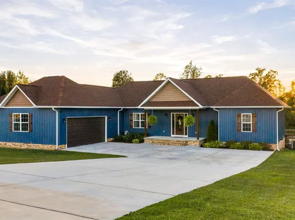 45 Dogwood Ln, Rainsville, AL 35986