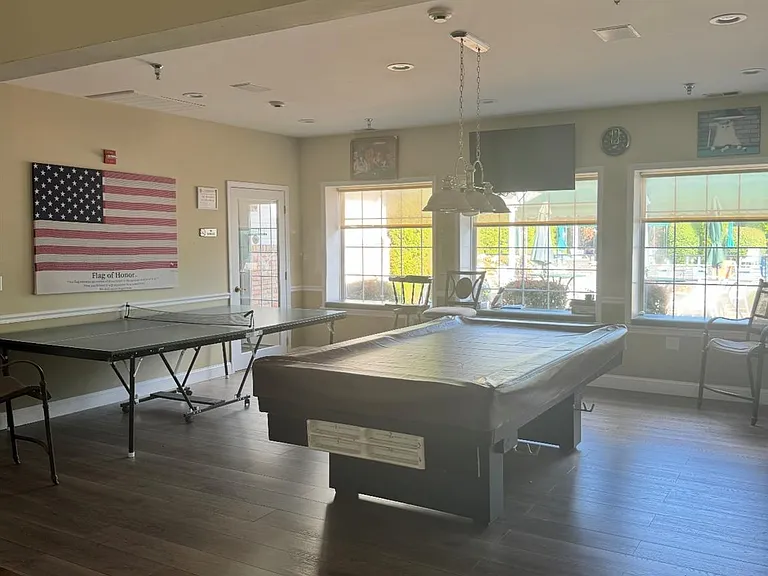 703 Constance Ln — Photo 22