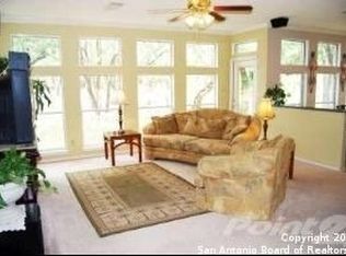 549 Acacia Pkwy, Spring Branch, TX 78070