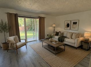964 NE 90th Ave, Portland, OR 97220