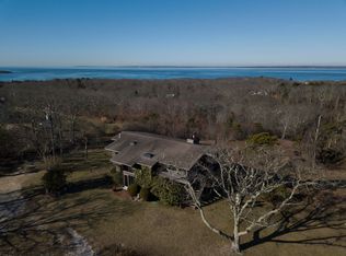 14 Capawock Rd, West Tisbury, MA 02575