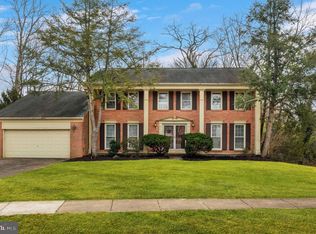3705 Templeton Pl, Alexandria, VA 22304