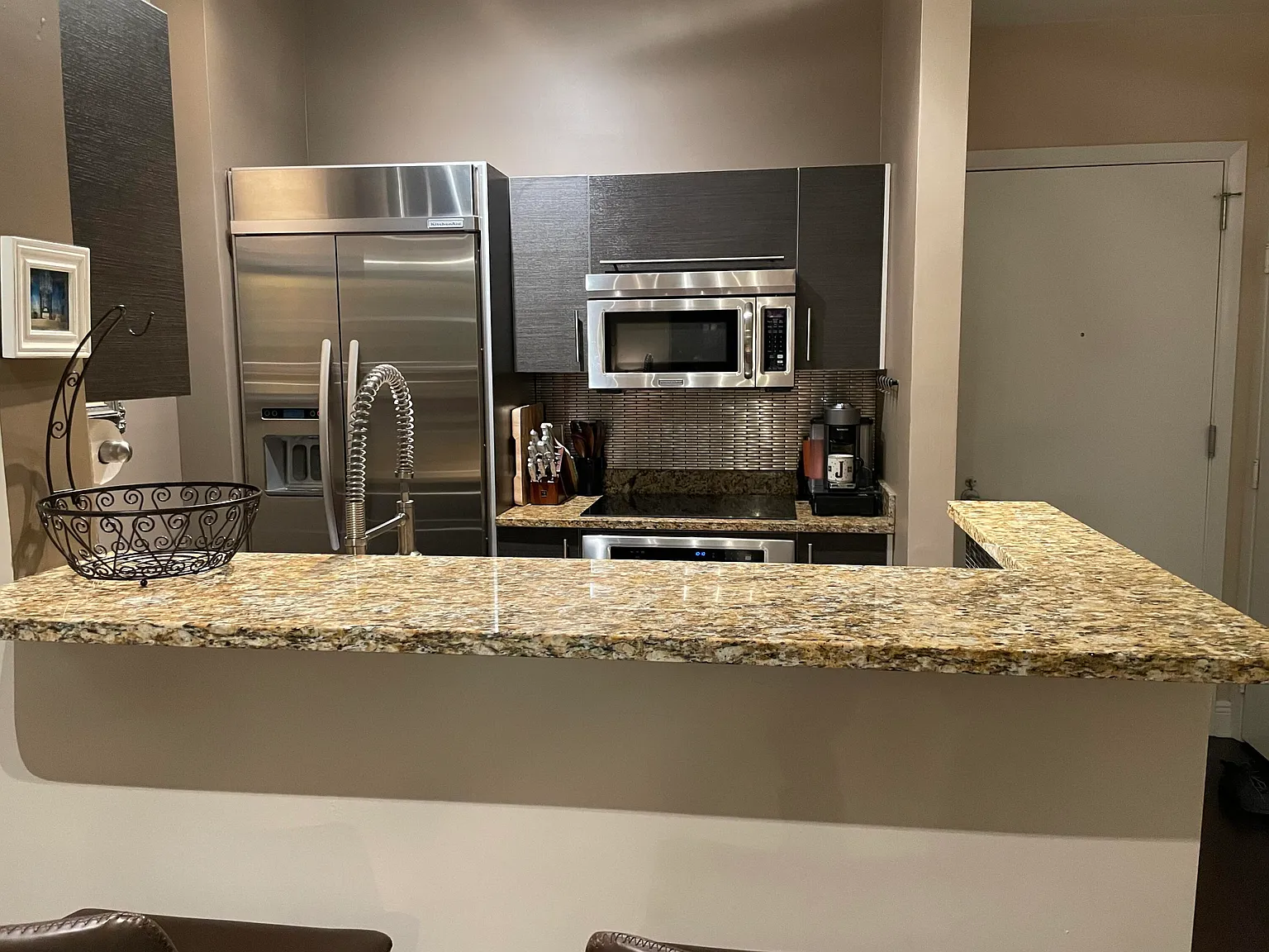 1 bed, 1.0 bath, 755 sqft, $7,500 — Photo 4