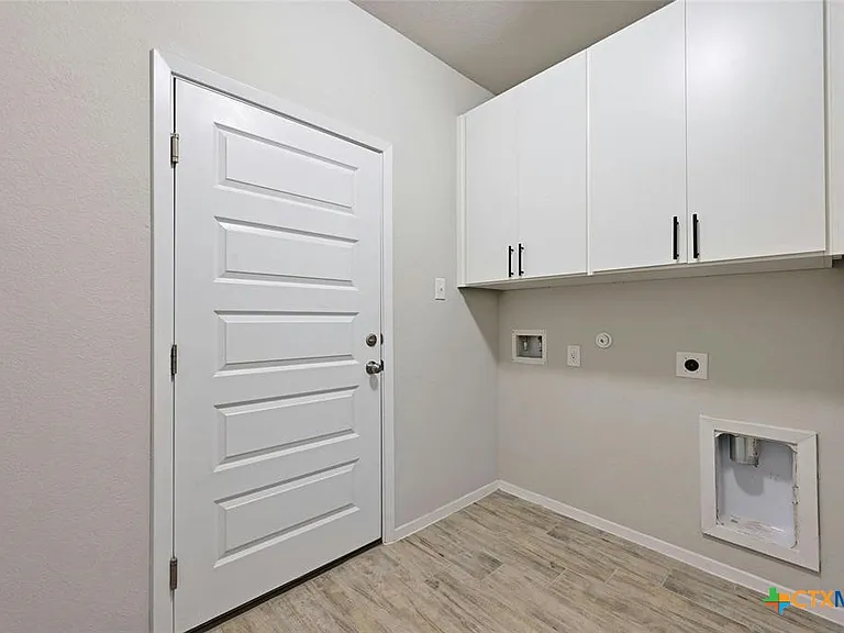 250 Sage Meadows Dr — Photo 23