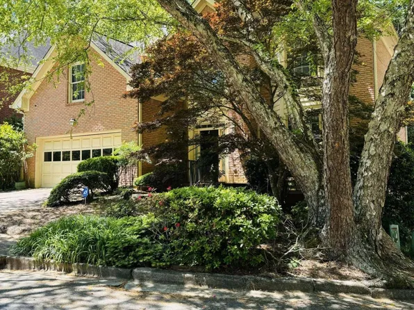 2488 Kings Arms Dr, Atlanta, GA 30345