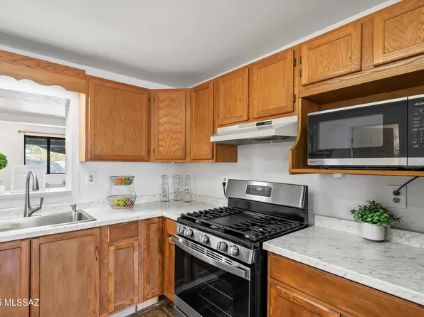 3221 N Walnut Ave, Tucson, AZ 85712