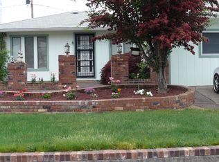 1061 Stillman Ave, Eugene, OR 97404