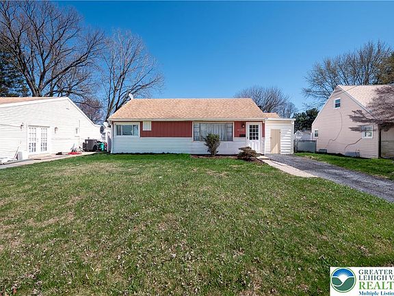 4th image of 2824 Arcadia Ave