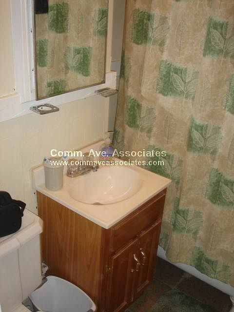 2nd image of 3 Woodstock Ave #16