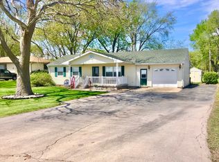 404 E Benham St, Tolono, IL