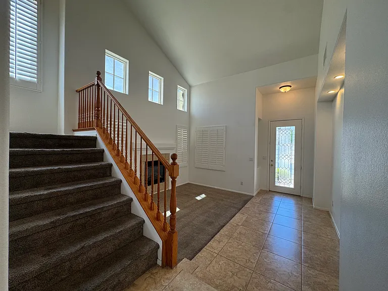 6238 Whitelion Walk St — Photo 5