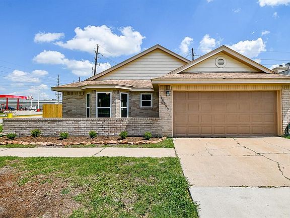 3rd image of 13550 Creek Springs Dr
