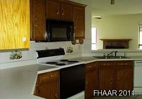 5th image of 523 Margaret Lee St