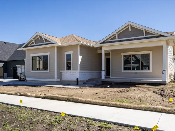 305 SW 16th St, Ankeny, IA 50023