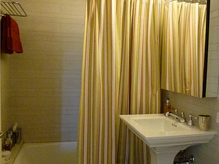 1510 Lexington Ave #10G — Photo 13