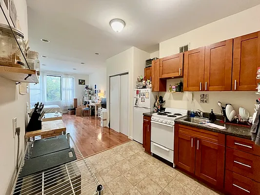 Rented by Best Apartments North Inc | media 6