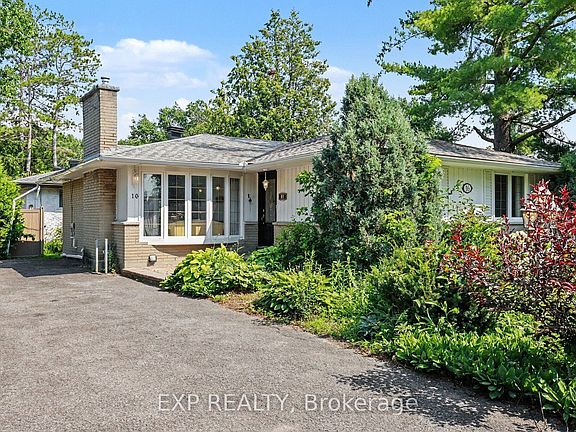 2nd image of 16 Elmsley Cres