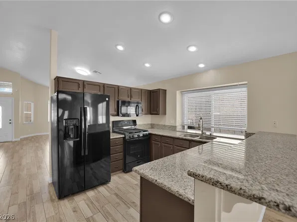 2113 Feather Bush St, Henderson, NV 89074