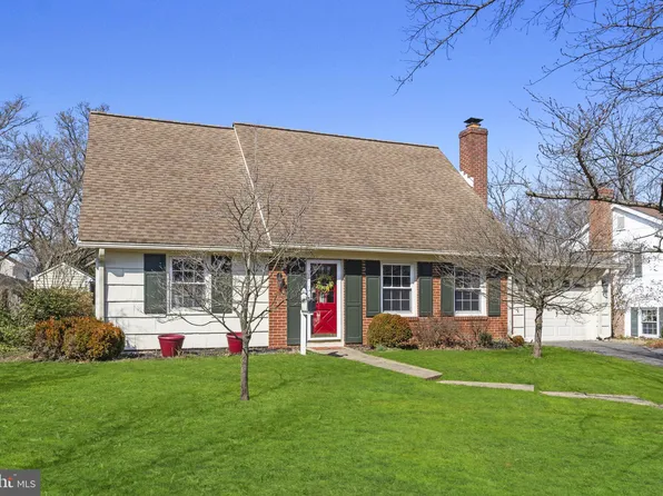 12418 Shadow Ln, Bowie, MD 20715