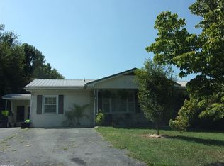 200 Poff St, Narrows, VA 24124
