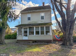 64 W Millbrooke Ave, Woodstown, NJ 08098