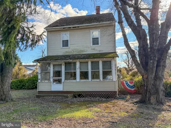 64 W Millbrooke Ave, Woodstown, NJ 08098