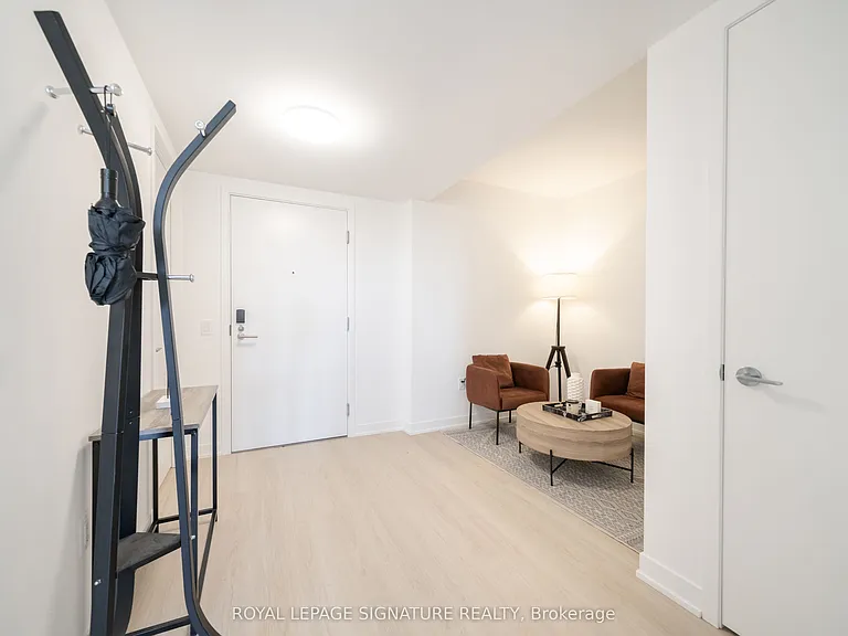 25 Saint Dennis Dr #607 — Photo 12