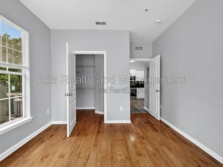 8290 Gate Pkwy #601 — Photo 41