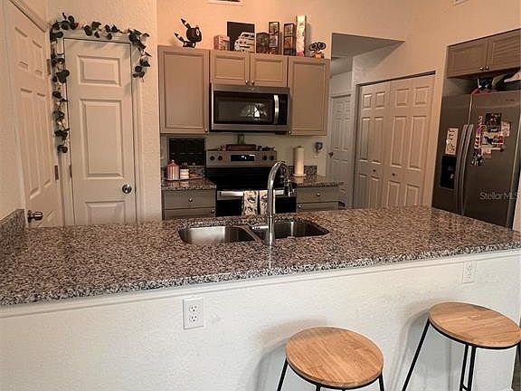 4th image of 10444 SE 126TH STREET