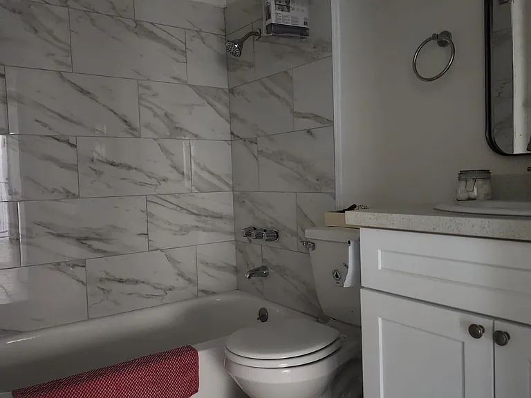 8530 Cedros Ave #11 — Photo 12