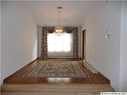 5th image of 225 Genoa Ave