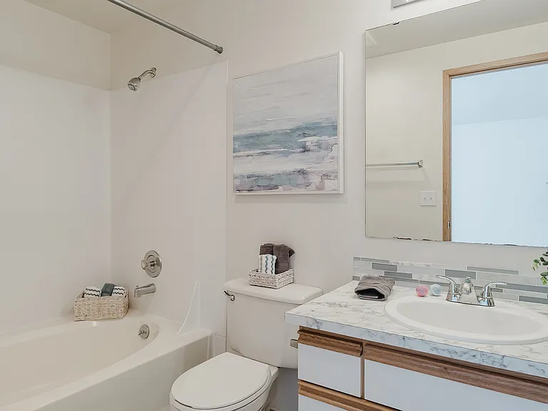 16_bathroom